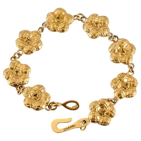 collier camelia chanel|chanel camellia bracelet.